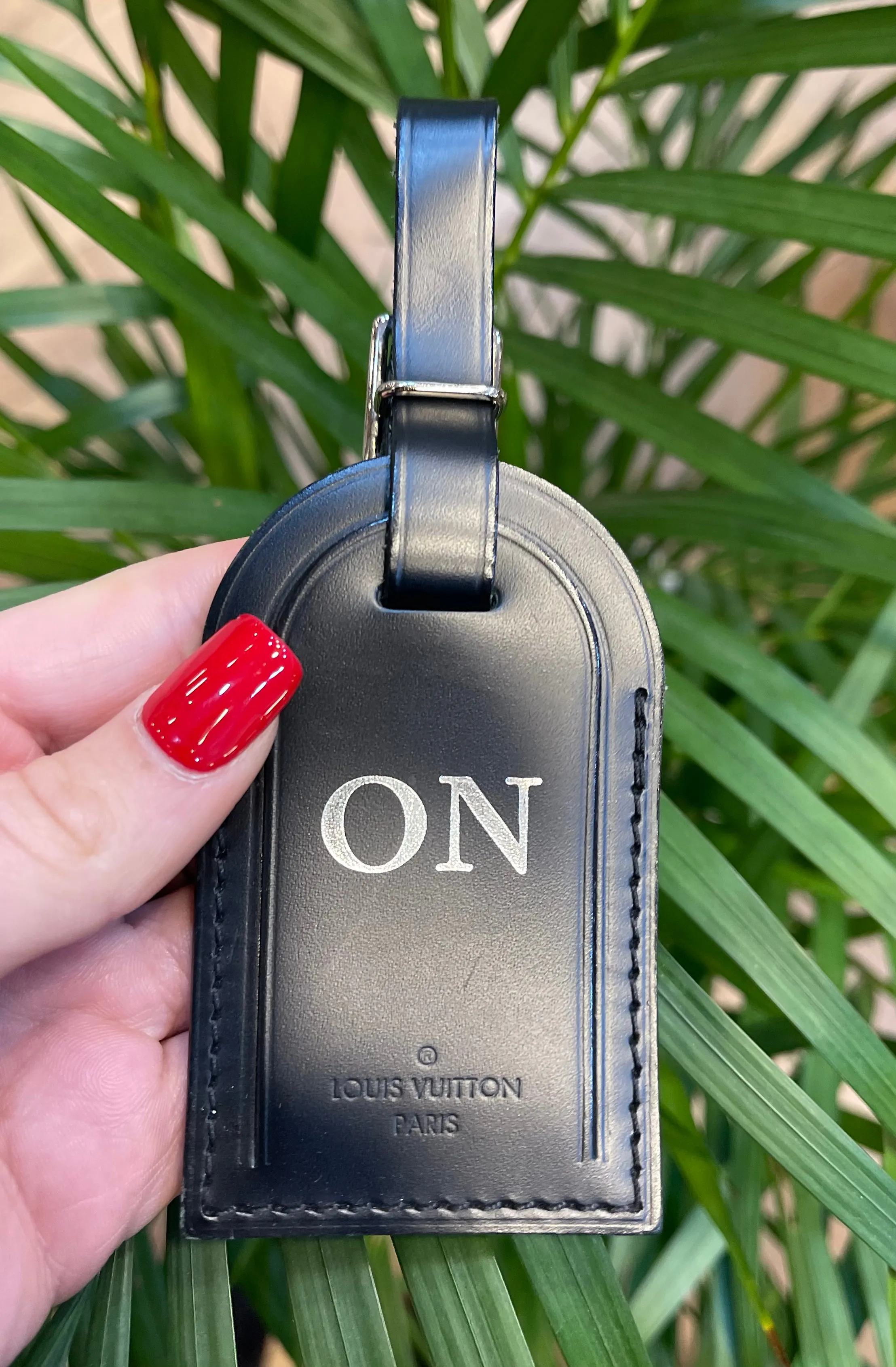 Louis Vuitton Black Luggage Tag - Hotstamped "ON"